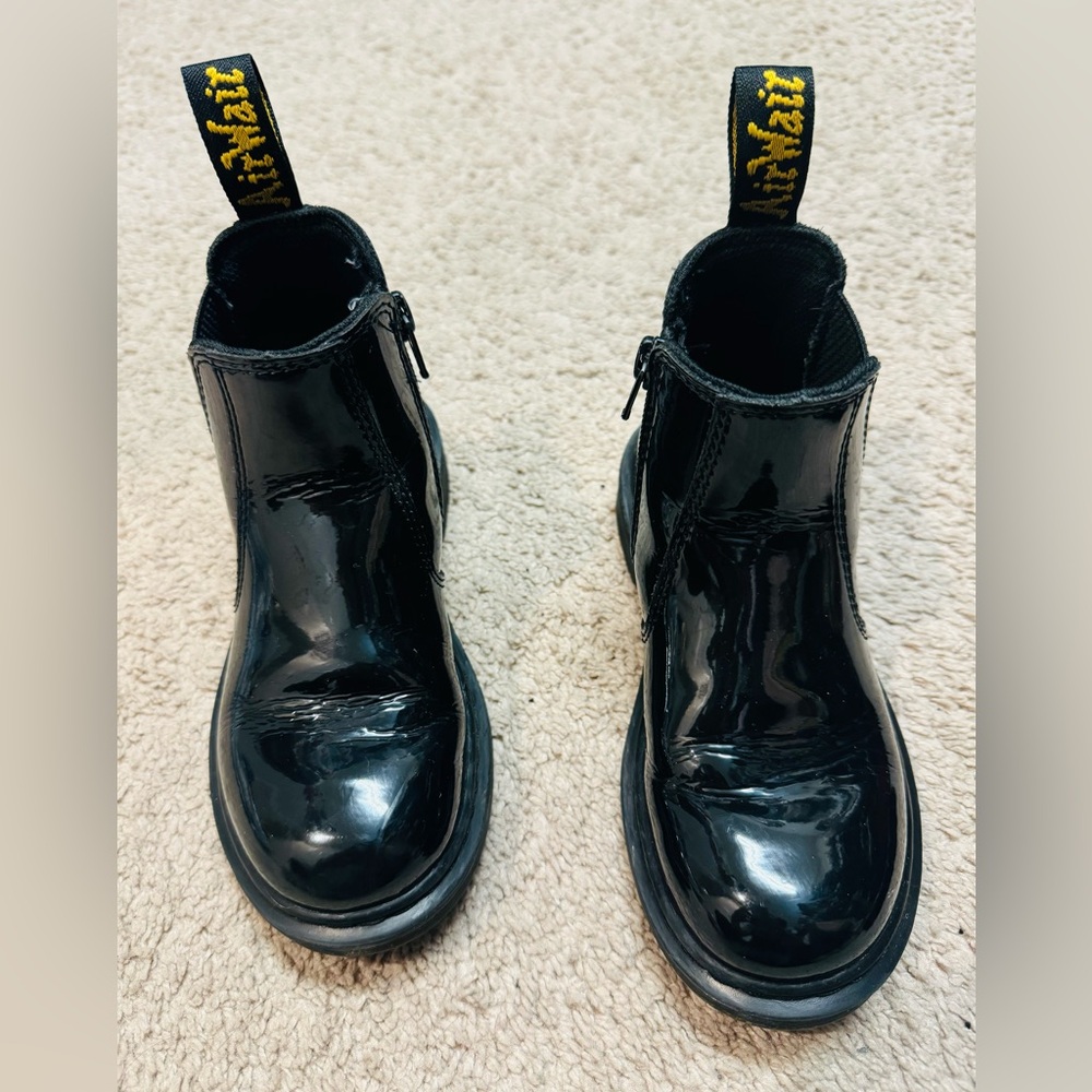 Girls Dr. Martens